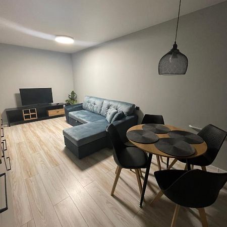Mb Livinga Apartamentai Naftininku G Mažeikiai Екстериор снимка
